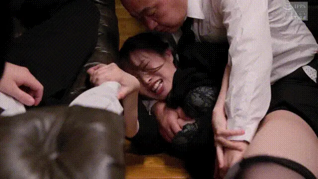NSFS-404-C(1).mp4_20260927_194115 00_00_00-00_00_30.gif